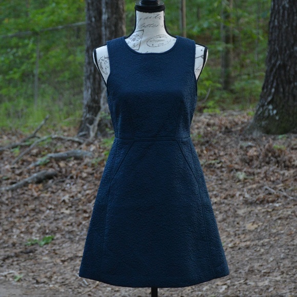 French Connection Dresses & Skirts - Navy blue quilted French Connection dress